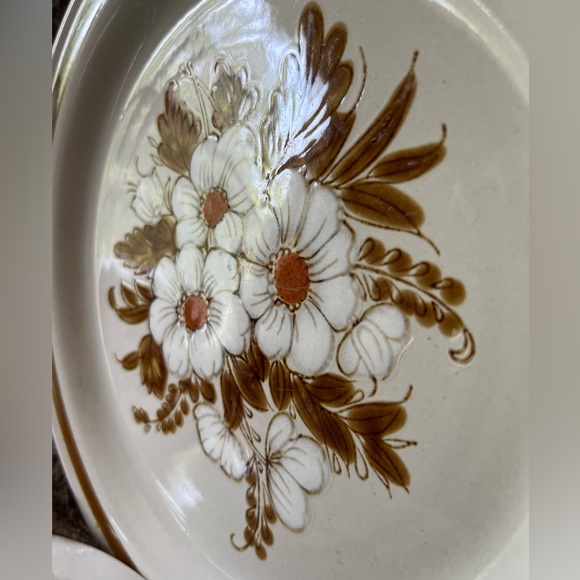 VTG 70s Japan Hand Painted Dried Flowers Mountain Wood STONEWARE Dinner Plate - Picture 7 of 16